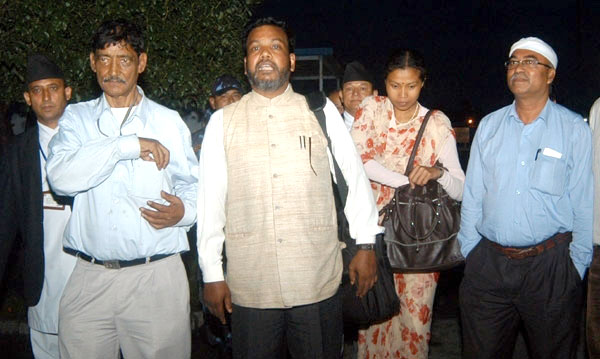 चार सभासद निलम्बनको भित्री कथा