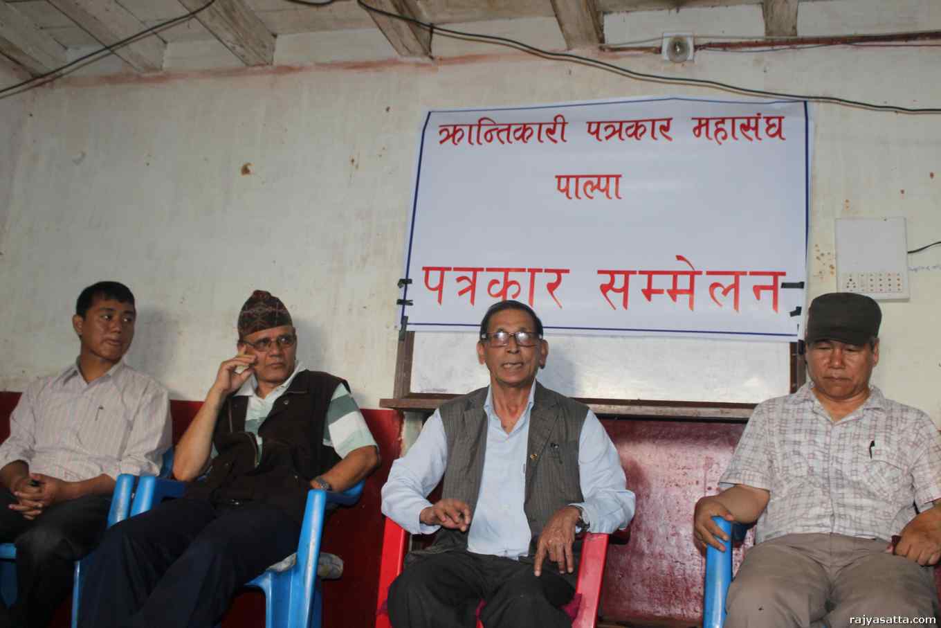 पार्टी एकताको सम्भव छैन : मोहन बैद्ध
