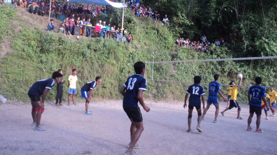चक्रदेविले उपाधि चुम्यो