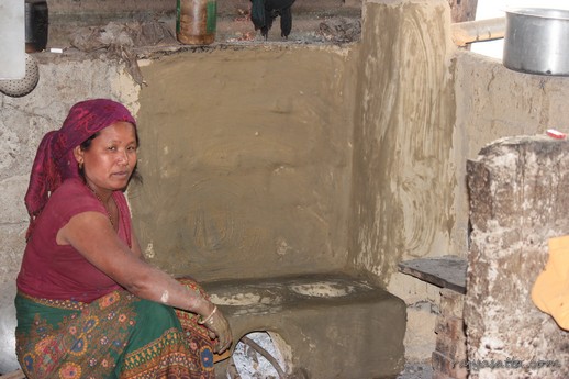 सरनबारीमा अाधुनिक चुला
