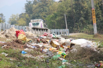 फोहोरलाई व्यवस्थापन गर्न नसक्दा देवदह दुर्गन्धीत
