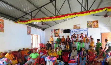 मिलन फाउण्डेशन नेपालद्वारा वृद्धवृद्धालाई दैनिक उपभोग्य सामग्री वितरण