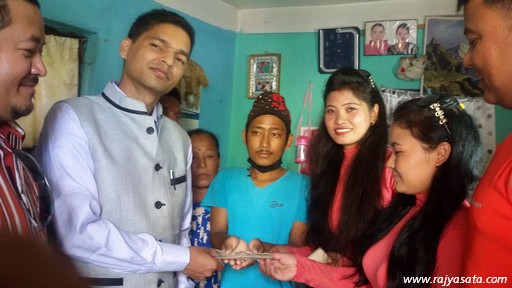 नमस्ते नेपाल इजरायल द्वारा झापाका मृगौला पिडितलाई ३१ हजार सहयोग हस्तान्तरण !