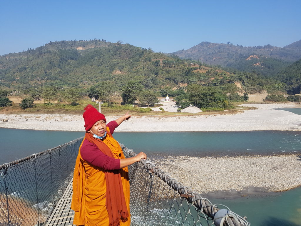 तनहुँको भन्तारमा भब्य किशोर बौद्ध विहार बन्दै ।