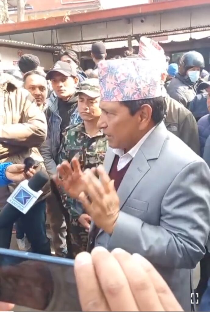 यातायात मन्त्री श्रेष्ठ यातायात कार्यालय अनुगमनमा