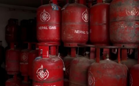 खाना पकाउने ग्याँसको सिलिन्डर लिक हुँदा नेपाली कांग्रेसका नेता एवं सांसद घाइते।