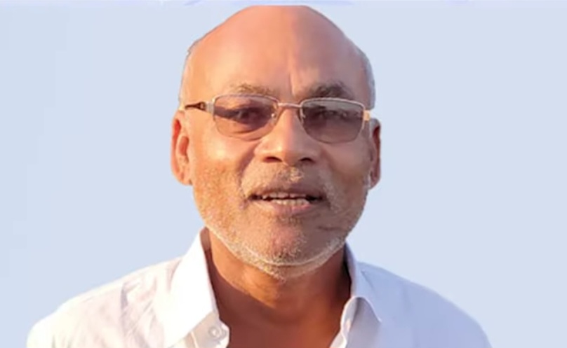 सांसद पद फुकुवा भएपछि कोइरी ११ महिनापश्चात संसद सचिवालय पुगे