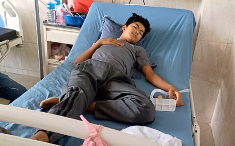 रुखबाट लडेर गम्भिर बालकको नेपाल मेडिकल कलेजमा सफल उपचार