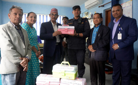 एनएमसीद्वारा प्रहरी वृत्त बौद्धलाई “ईमर्जेन्सी फर्स्ट एड “वितरण