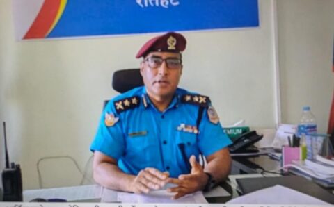 आर्थिक प्रलोभनमा  सेटिङ्ग गरी तस्करी गर्ने गराउने काम मसंग हुदैन :प्रहरी उपरीक्षक दिलिप घिमिरे ,राैतहट
