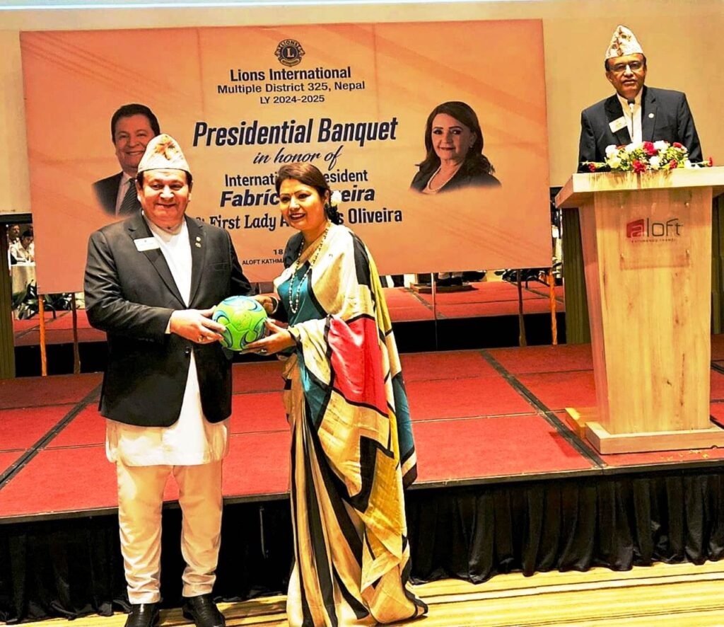 डिष्ट्रिक्ट ३२५ जे ले खोल्यो सबैभन्दा धेरै लायन्स क्लब, गभर्नर मिलन थापा सम्मानित