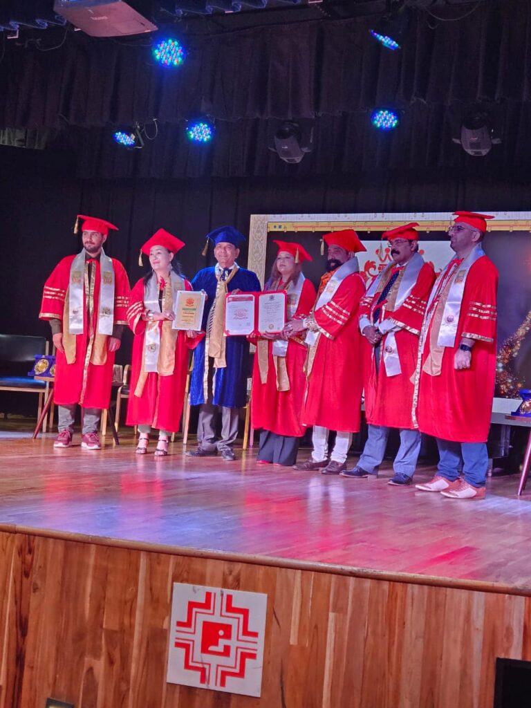 डा. डीआर उपाध्यालाई सातौं मानार्थ विद्यावारिधिको प्रमाणपत्र
