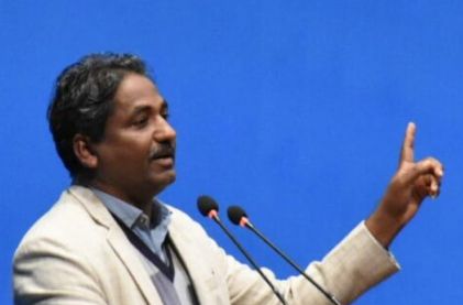 आजपा अध्यक्ष साह र  बाैधीमाई नगरप्रमुख बीच सिधा ट्टकर