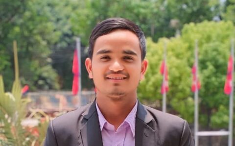 बोहराले  उम्मेदवारी दिने घोषणा