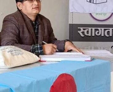 राजालाई ताराे देखाउने चाेर औंला यतिबेला एकाधिकार मनुवादि तिर नै तेर्सियाे