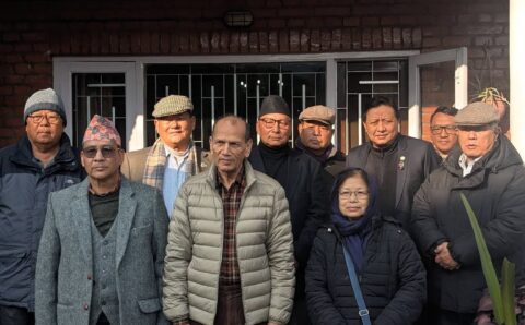 पराष्ट्रमन्त्री लाई सम्मान गर्दै ,नेपाली नागरिक्ता निरन्तरताको सरकार संग माग