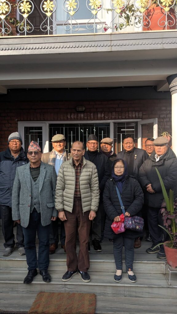 पराष्ट्रमन्त्री लाई सम्मान गर्दै ,नेपाली नागरिक्ता निरन्तरताको सरकार संग माग