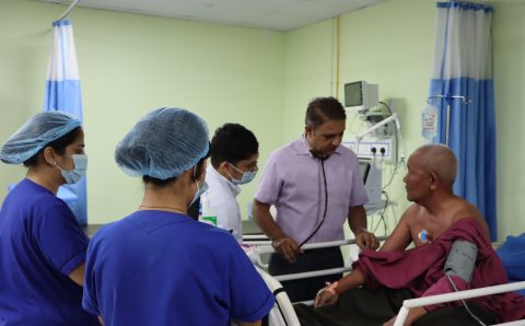 नेपाल मेडिकल कलेजमा गरियो ८० वर्षीय बृद्धको सफलतापूर्वक एन्जियोप्लास्टी