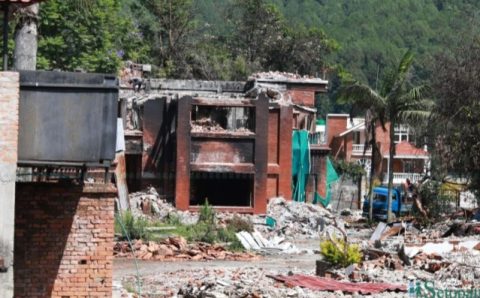 जलेर खण्डहर भएको देउवाको घरमा आरजुविरूद्ध तामेली टाँसियाे