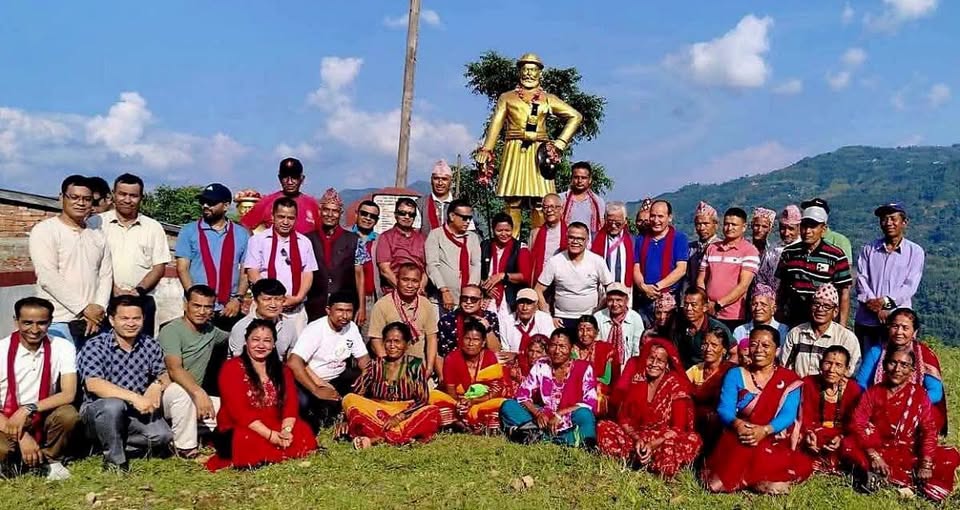 अमरसिंह थापाको जन्म गोरखाको सिरानचोकमा भएको इतिहासविद्हरूको दाबी